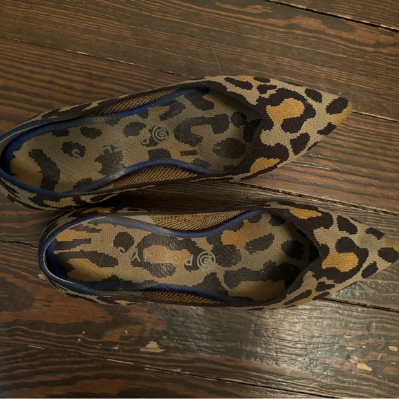 Rothy’s The Point in Leopard Print, size 9.5 - Picture 2 of 3